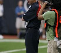 PG电子官网-塔斯马尼亚联后防联动升级，力求限制对方攻势