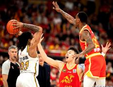 PG电子试玩-关于辽宁队完胜北京队，西亚卡姆扛起全队的信息