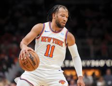 PG中国官网-纽约尼克斯赢得对阵黄蜂的比赛